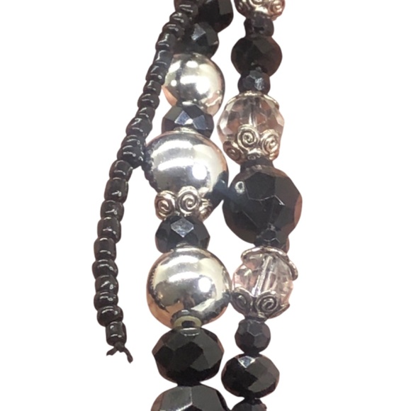 Beaded Keychain | 3 Strands w/ Black Faceted Onyx, Seed Beads + Heart & Compass - Picture 15 of 16
